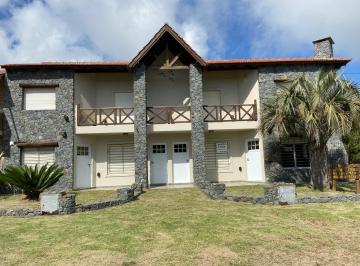 Casa de 3 ambientes, San Clemente del Tuyú · Complejo de 4 Duplex Frente Al Mar