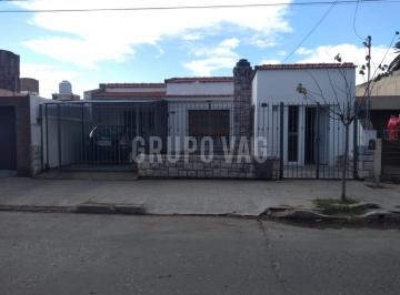 Casa de 6 ambientes, Córdoba · Casa en Venta Mas Departamento – B° Colon – Córdoba