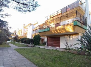 GIA-GI1-2485_2 · Venta 2 Amb C/ Cochera Barrio Norte a Pasos del Mar! Gas Nat