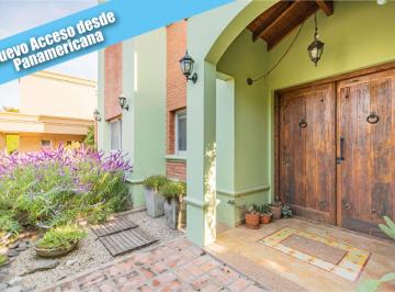 Casa · 192m² · 5 Ambientes · 2 Cocheras · Casa en Villa Olivos / Nuevo Acceso Desde Pana