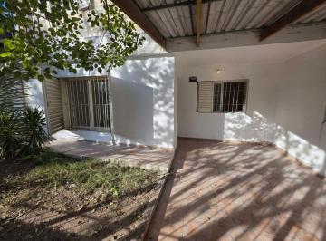 Departamento de 3 ambientes, Córdoba · Casa Barrio Parque Capital 2 Dorm con Patio y Cochera Techada