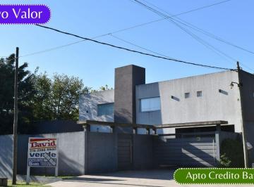 Casa de 5 ambientes, La Matanza · Excelente Vivienda 5 Amb. Zona Residencial