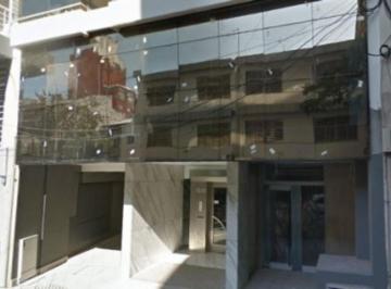 Garage · 12m² · 1 Cochera · Cochera Cubierta en Pb - Zona Centro, Poca Antigüedad