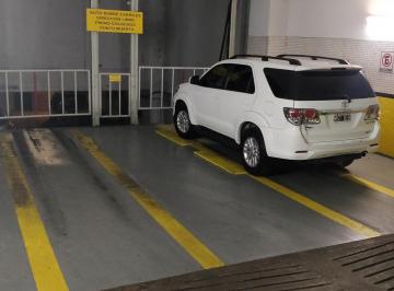 Garage · 13m² · 1 Cochera · Cochera en Venta en San Nicolás