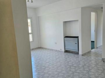 FRI-FRI-743_2 · Venta Depto. en Centro de Comodoro Rivadavia. Oportunidad!