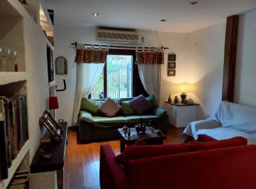 Casa · 133m² · 4 Ambientes · 1 Cochera · Casa a La Venta