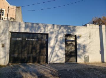 Casa de 9 ambientes, Almirante Brown · Casa en Venta