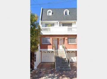 Casa · 120m² · 3 Ambientes · 2 Cocheras · Triplex en Venta en Ramos Mejia