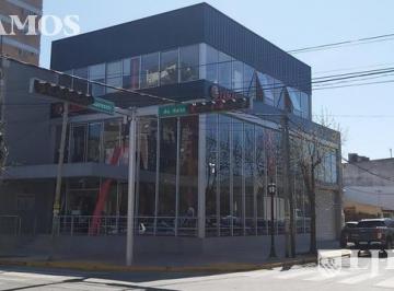 00- Frente · Local en Tigre