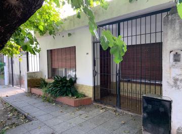 Casa de 3 ambientes, Lomas de Zamora · Albarracin 220 - Temperley / Casa 3 Amb en Una Planta