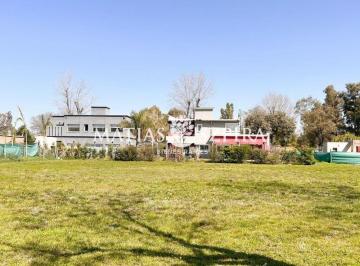 Terreno · 850m² · Lote en Venta en La Cesarina