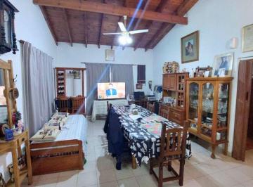 Casa de 3 ambientes, General Belgrano · Venta Casa - 2 Dorm. - Gral. Belgrano - Bsas (A Subdividir)