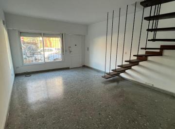 LIVING · Excelente Casa Zona Hipodromo San Isidro