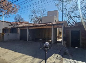 Departamento de 4 ambientes, Godoy Cruz · Pegado 5° Seccion