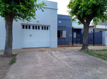 MRE-MRE-1933_2 · En Venta Casa en Chascomus