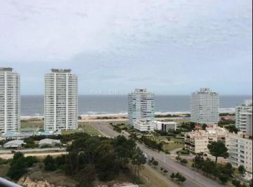 Foto1 · Apartamento en Venta en Torre One, Punta del Este