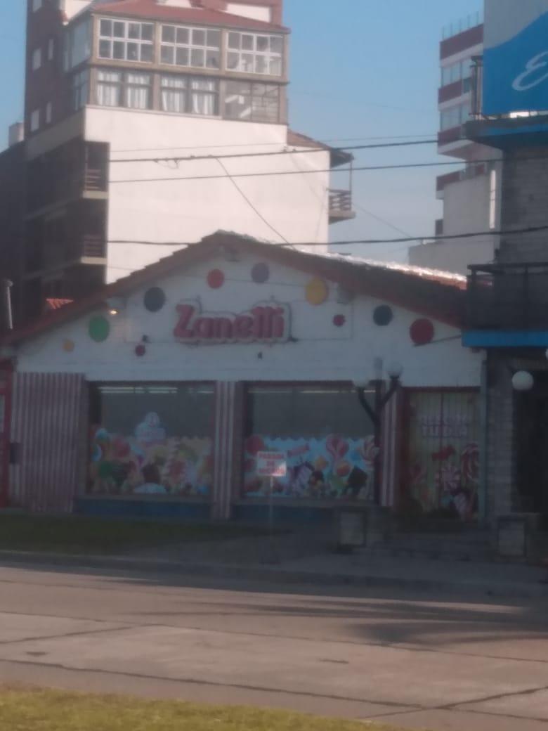 Lote 270 m2 para edificar. Primera linea frente al mar. distrito central C2