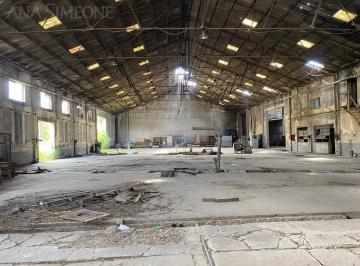 Bodega-Galpón · 5000m² · Nave Industrial - Venta y Alquiler - Mataderos