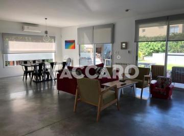 VCO-VC2-143_2 · Casa en Venta, 4 Ambientes, Haras Maria Victoria