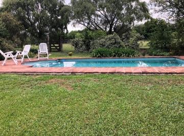 Casa · 350m² · 4 Ambientes · 4 Cocheras · Casa en Venta Altos del Chateau Country