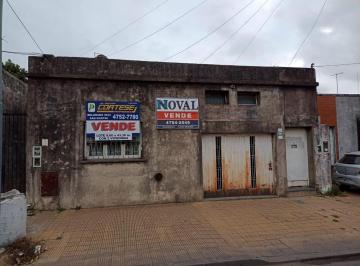 Casa · 143m² · 5 Ambientes · 1 Cochera · Lote en Villa Libertad C/2 Viviendas de 3 Amb a Reciclar C/c