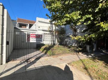Casa en Venta de 8 ambientes Quilmes · Quilmes Oeste - Casa en Venta