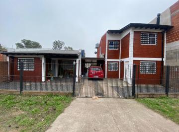 Casa de 7 ambientes, La Plata · Venta en Block - 2 Casas Modernas