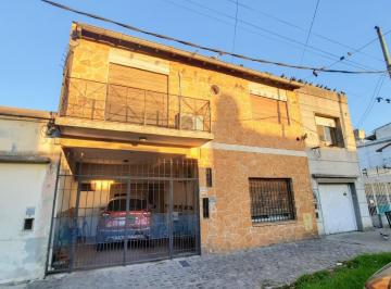 Casa de 6 ambientes, Avellaneda · Casa 6 Amb C/cochera. Real Oportunidad