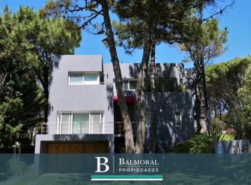 BML-BML-16_2 · Casa en Venta - Pinamar, Zona Norte - Ref 8154