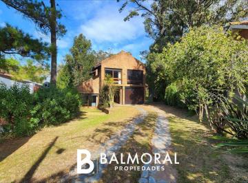 BML-BML-100_2 · Casa en Venta - Zona Golf Viejo / Ref: 8143