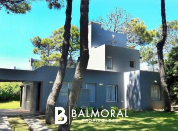 BML-BML-172_2 · Casa en Venta - Zona Norte Playa / Ref: 8044