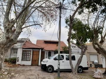 Casa · 4 Ambientes · 1 Cochera · Casa - Lomas de Zamora Oeste