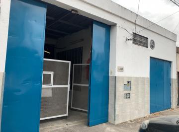 Bodega-Galpón de 3 ambientes, Rosario · Excelente Galpón con Baño y Oficinas en Zona Sur.