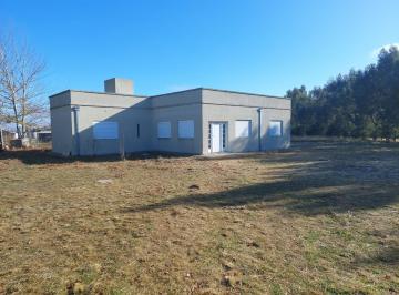 Casa · 154m² · Casa - Quinta Sobre Excelente Lote de 40 X 120 m de Fondo