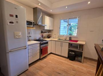 Casa de 5 ambientes, Quilmes · Casa de 5 Ambientes en Venta Quilmes C/ Jardín