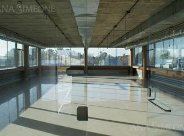 Oficina comercial · 200m² · Oficinas - Alquiler - Moreno