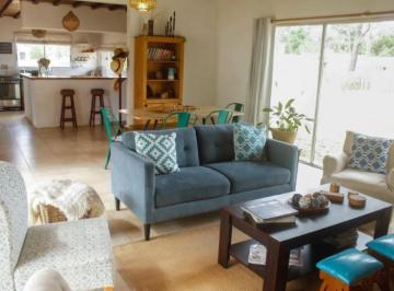 Casa · 150m² · 5 Ambientes · Casa - La Barra