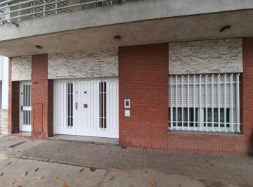 Casa de 2 ambientes, Rosario · Casa Al Frente