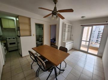 Departamento · 28m² · 2 Ambientes · Venta Rosario Pichincha Moreno y Urquiza. Balcón. Alquilado Inversores