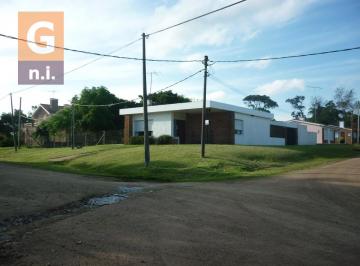Casa en Piriápolis (Playa Hermosa) Ref. 5413 · Casa en Piriápolis (Playa Hermosa) Ref. 5413
