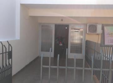 Casa de 5 ambientes, Córdoba · Venta Casa Barrio Jose Hernandez 3 Dorm., Cochera Doble