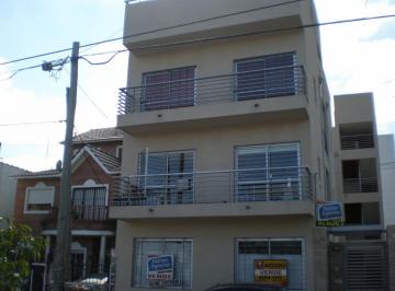 Departamento · 36m² · 2 Ambientes · Departamento - V. Sarmiento