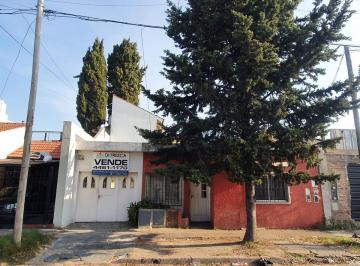 PH · 95m² · 3 Ambientes · 1 Cochera · PH - Villa Luzuriaga