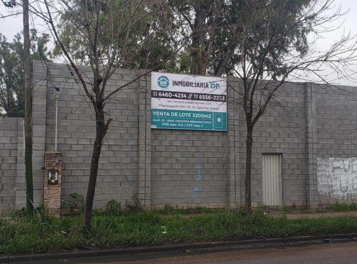 Terreno · 3200m²