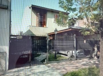 PH · 67m² · 5 Ambientes · 1 Cochera · Departamento PH en Venta Ubicado en Sarandí, Avellaneda, G. B. a. Zona Sur