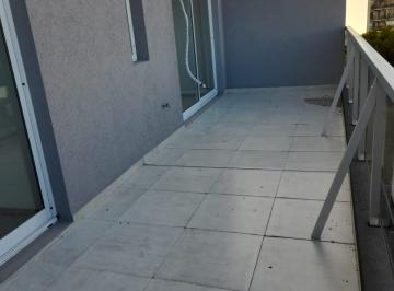 Departamento de 2 ambientes, Villa Ortuzar · 2 Amb Al Frente con Bcon Terraza y Cochera Expectacular!
