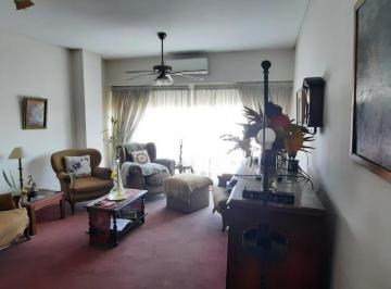 SER-SER-3933_2 · Venta de Departamento de 4 Ambientes en Quilmes Centro.
