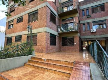 Departamento · 70m² · 3 Ambientes · 1 Cochera · Bouchard 1635, Adrogué - Departamento 3 Ambientes en P. B. con Cochera y Patio