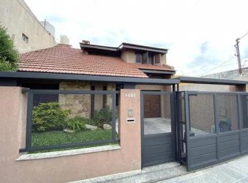 Casa · 130m² · 5 Ambientes · 3 Cocheras · Casa en Venta Ramos Mejia