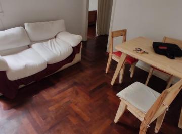 Departamento de 2 ambientes, Balvanera · Alquilo Temporario en Balvanera. Departamento de 2 Ambientes. Hasta 3 Huéspedes.